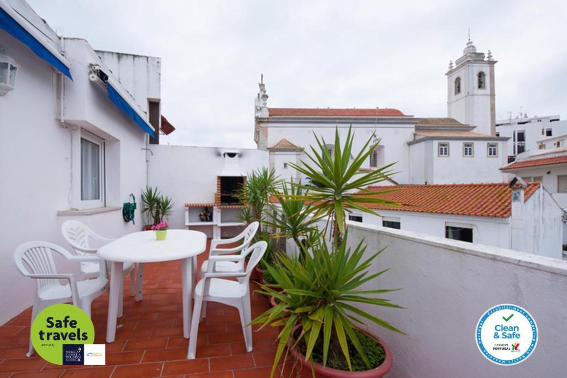 Lena'S Beach House By Hellovacations Albufeira Bagian luar foto