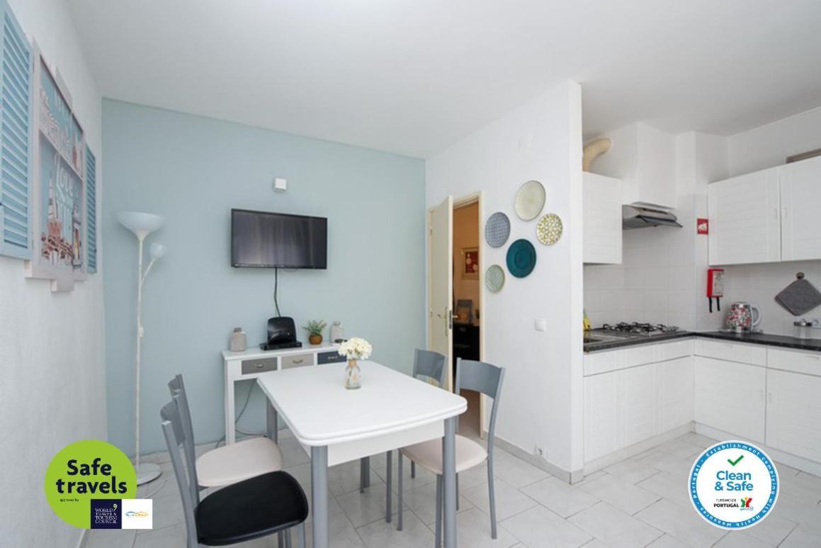 Lena'S Beach House By Hellovacations Albufeira Bagian luar foto