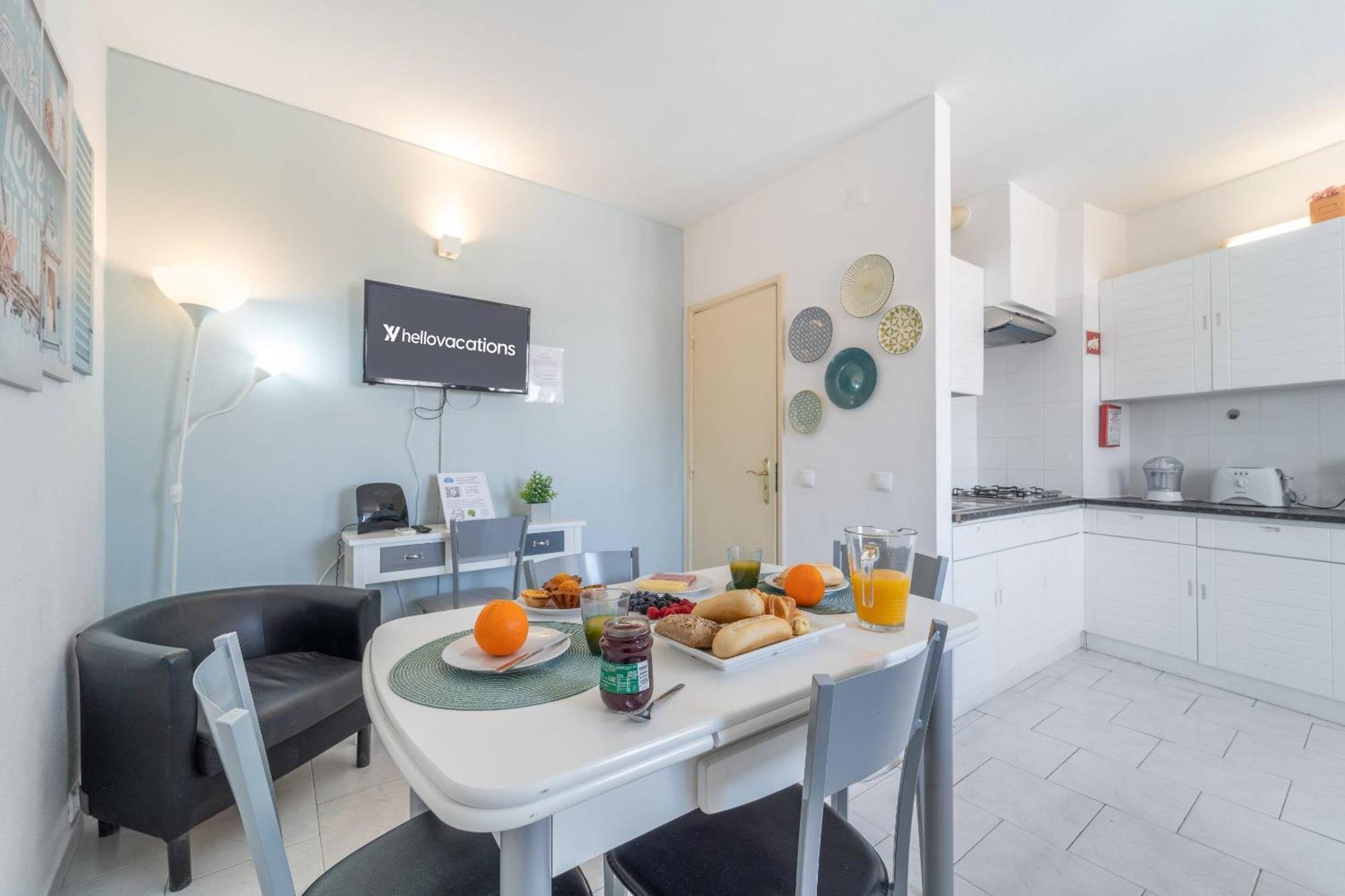 Lena'S Beach House By Hellovacations Albufeira Bagian luar foto